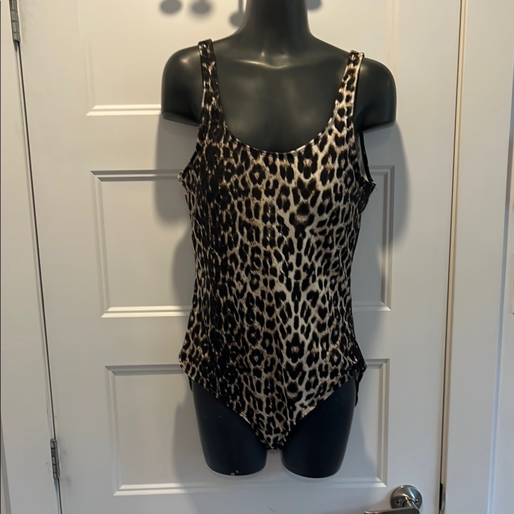 Coral Bay Leopard Print One Piece Swimsuit